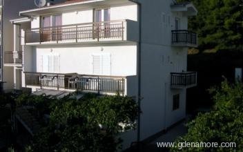 Podgora apartments Sapunarić, private accommodation in city Podgora, Croatia